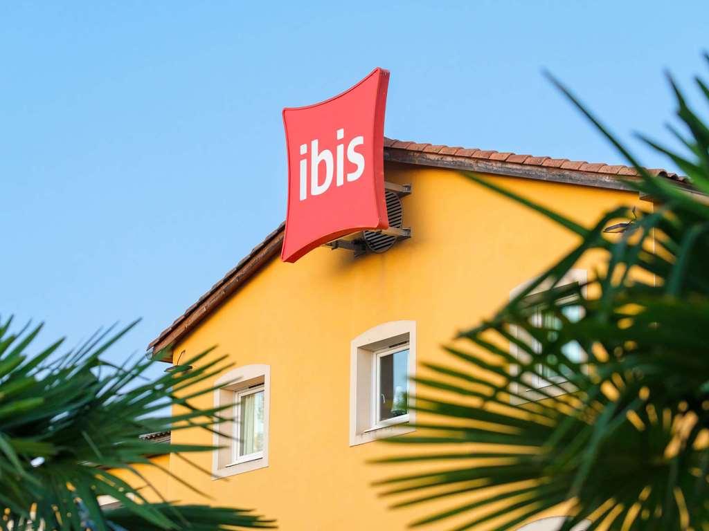 Ibis Cadarache Hotel 3*