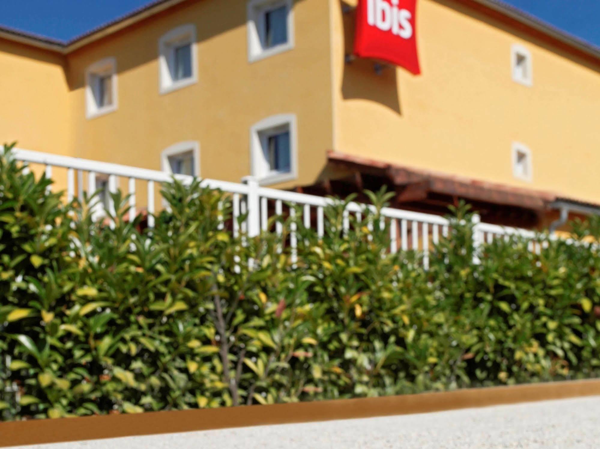 Ibis Cadarache Hotel 3*